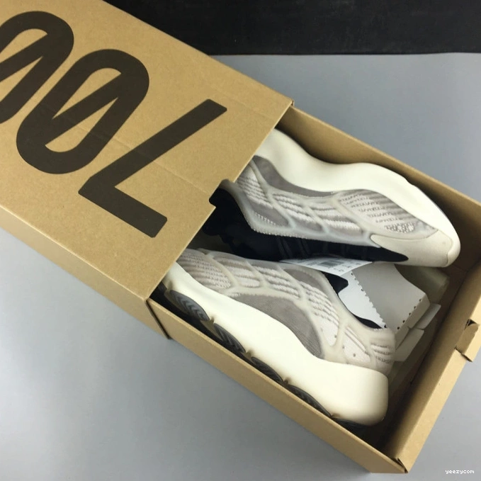 700 White Ash EF9897 Adidas Yeezy Boost V3 1112